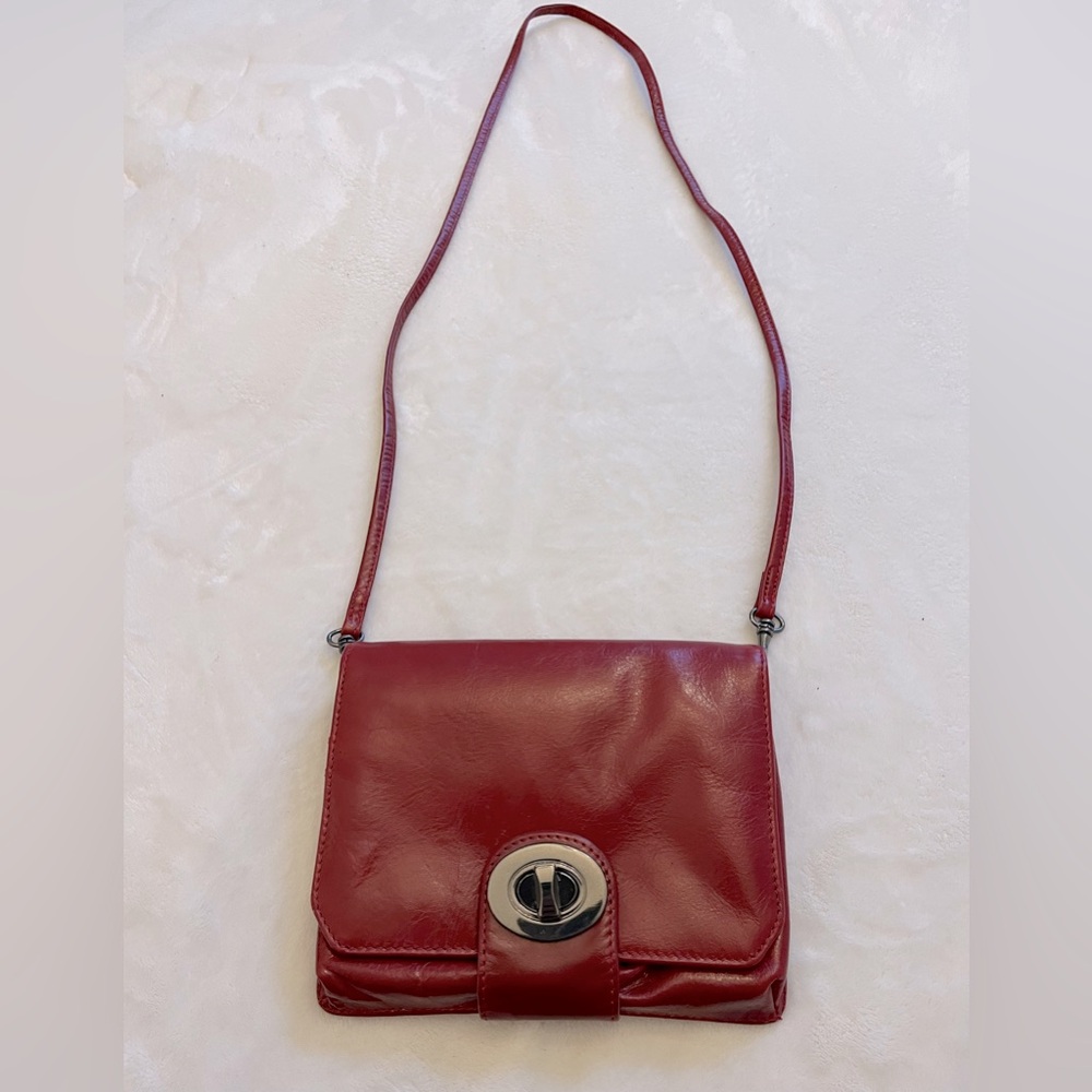 ♥️Danier Leather Elegant Red Leather Shoulder Bag